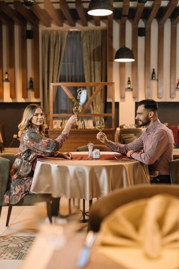 Hotel Jelena バニャ・ルカ エクステリア 写真
